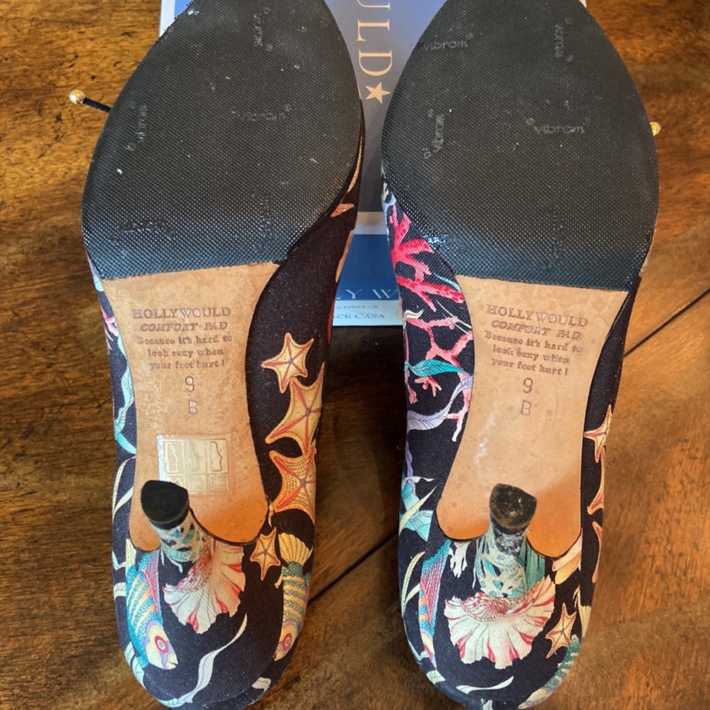 Hollywould Open Toe Heels - Like New - Picture 8 of 9